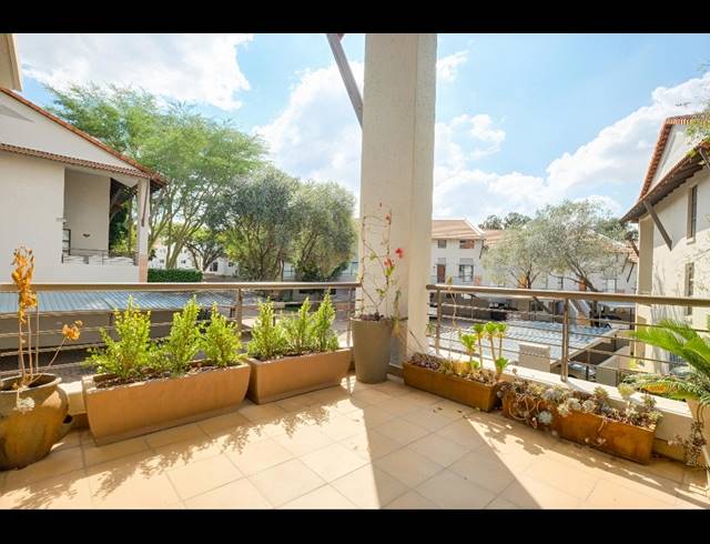 2 BEDROOM TOWNHOUSE TO LET IN SANDOWN